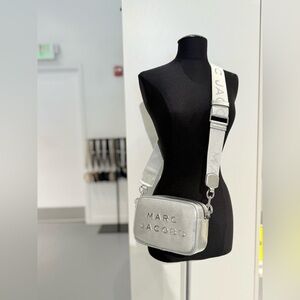 NWT Marc Jacobs flash camera bag - silver (ONLY ONE NEW )